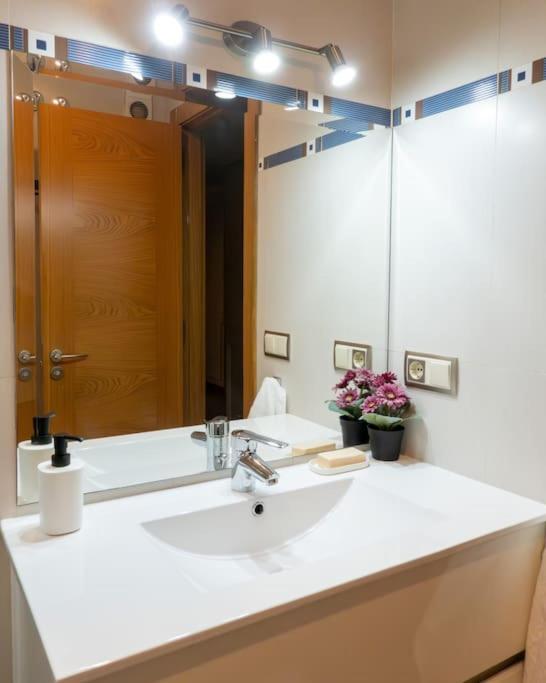 Centro 3 Parking Incluido & Wifi ツ By Rias Baixas Apartamento *